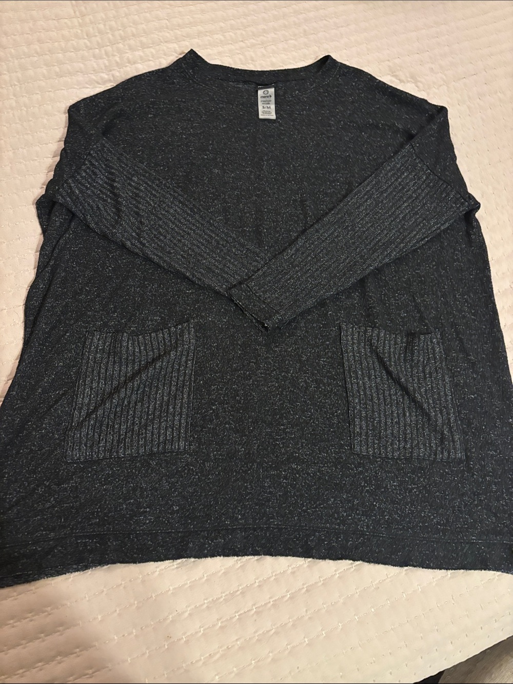 Mono B Dark Heather Gray Long-Sleeve Pocketed Tunic